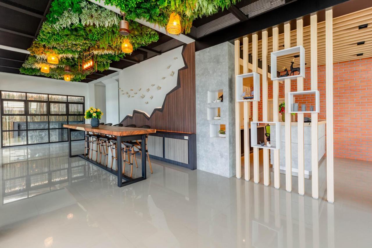 The Blue C Donsak Hotel Surat Thani Eksteriør billede