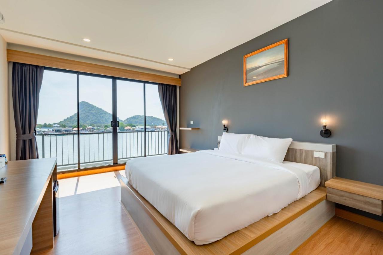 The Blue C Donsak Hotel Surat Thani Eksteriør billede